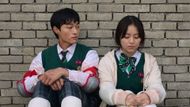On-jo and Cheong-san (Image Source: Netflix)